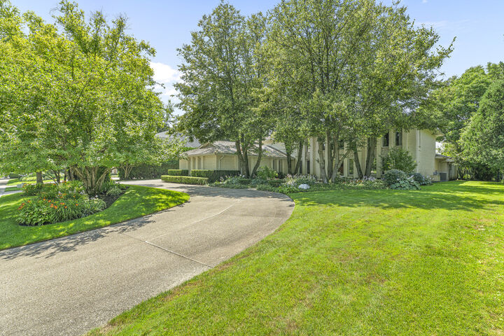 Property Photo:  2372 Tennyson Lane  IL 60035 