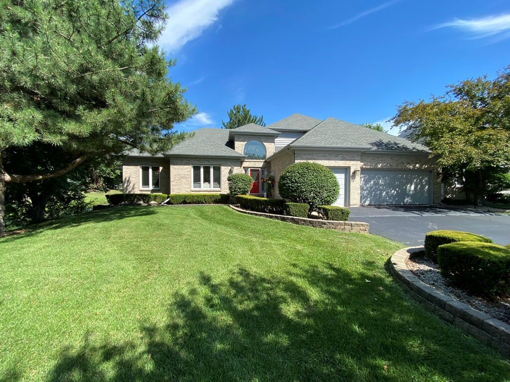 Property Photo: 1681 Harris Drive IL 60502