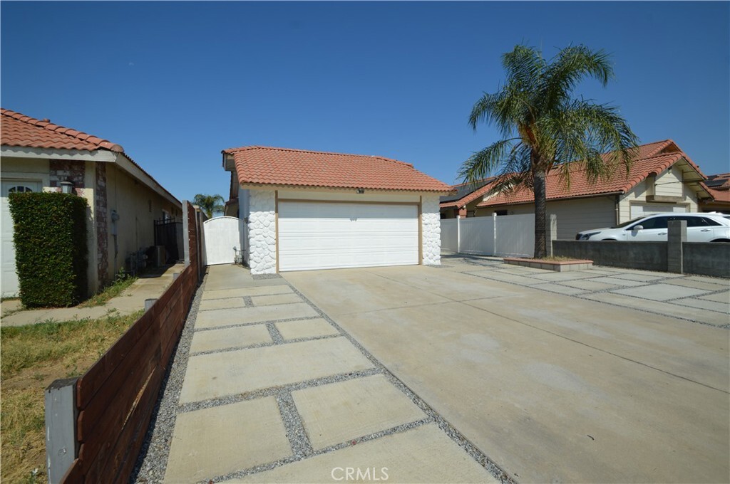 Property Photo:  15685 Nadia Street  CA 92551 