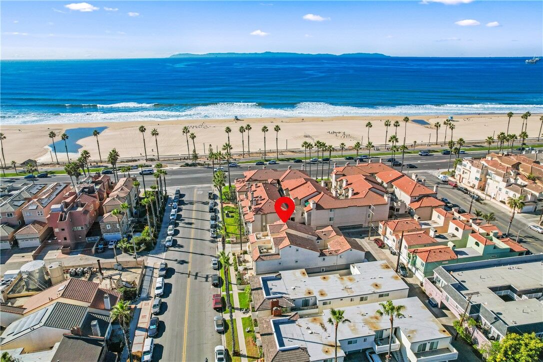 Property Photo: 111 14th Street CA 92648