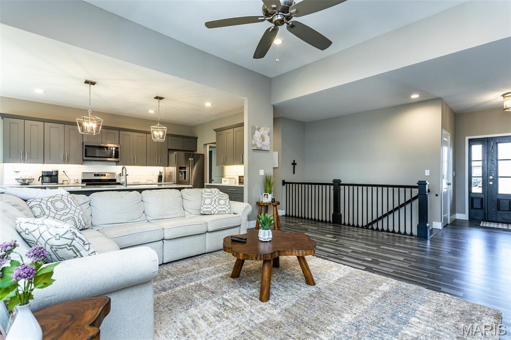 Property Photo:  138 Smola Woods Court  IL 62034 