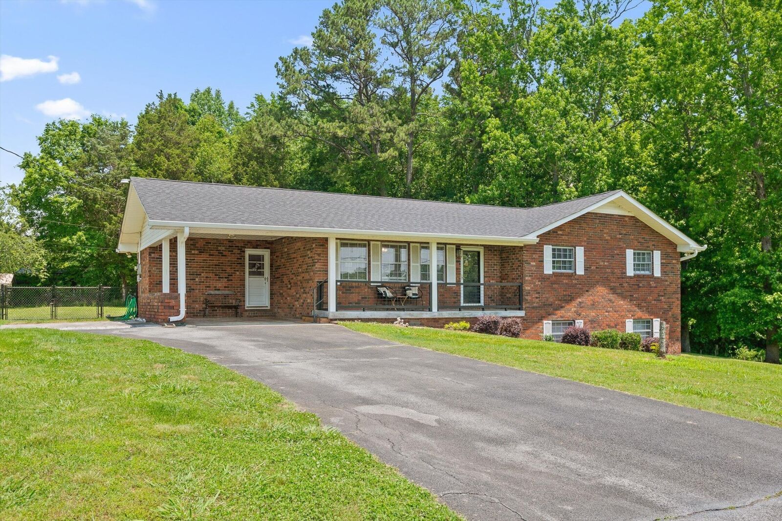 Property Photo: 3213 SE SE Little John Circle TN 37323
