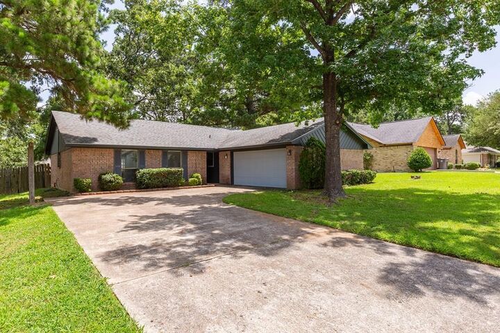 109 Spyglass Drive  Lufkin TX 75901 photo