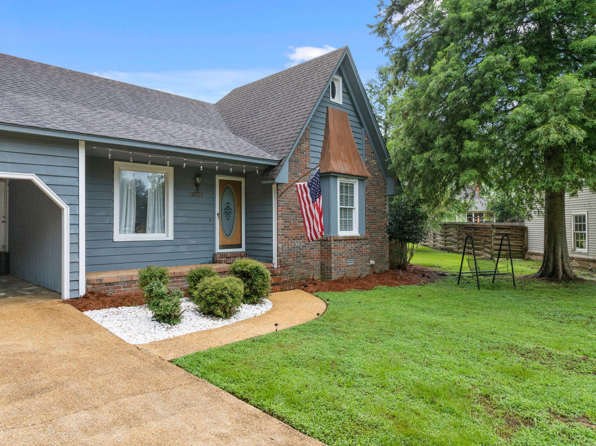 Property Photo: 1001 Primrose Cove MS 38834