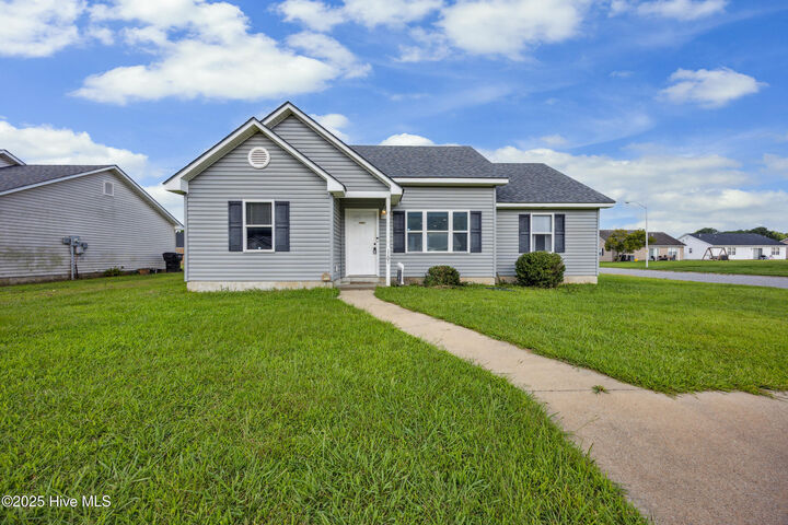 Property Photo:  1101 Jessica Street  NC 27909 