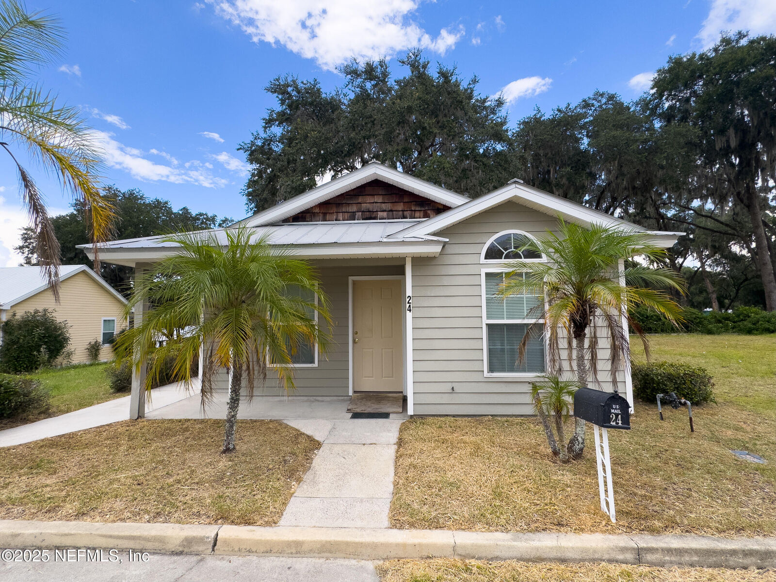 Property Photo:  100 Ashton Circle 24  FL 32193 