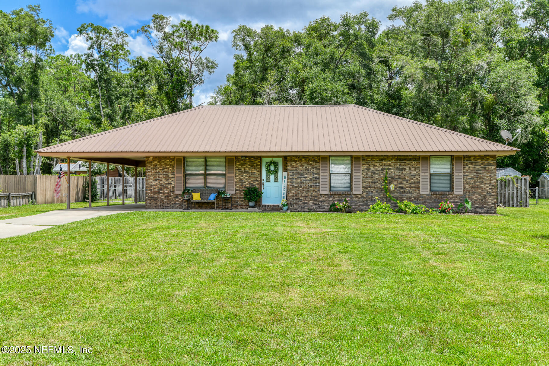 Property Photo: 136 Underwood Drive FL 32177