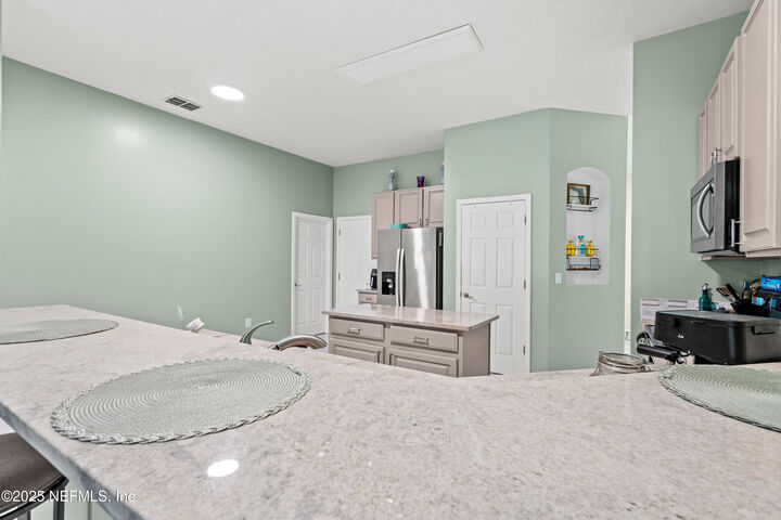 Property Photo: 668 Acorn Chase Drive FL 32065