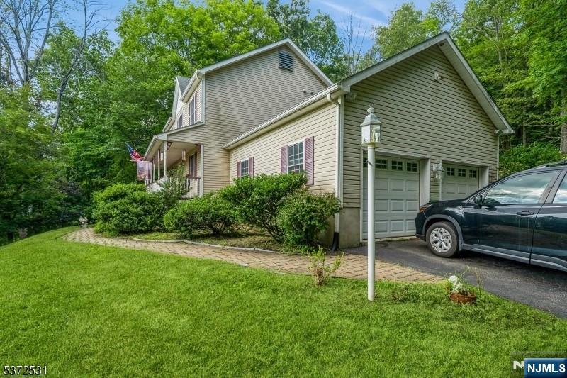 Property Photo: 7 Parks Lane NJ 07461