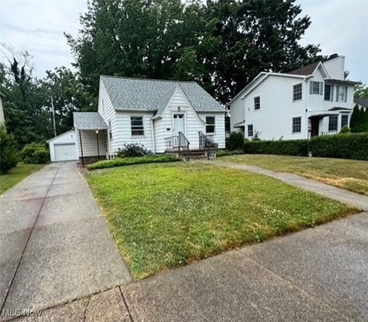 Property Photo:  19330 Meredith Avenue  OH 44119 