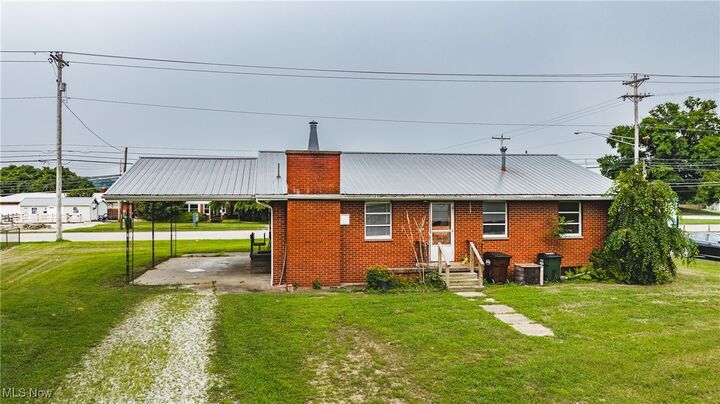 Property Photo: 1722 Washington Boulevard OH 45714
