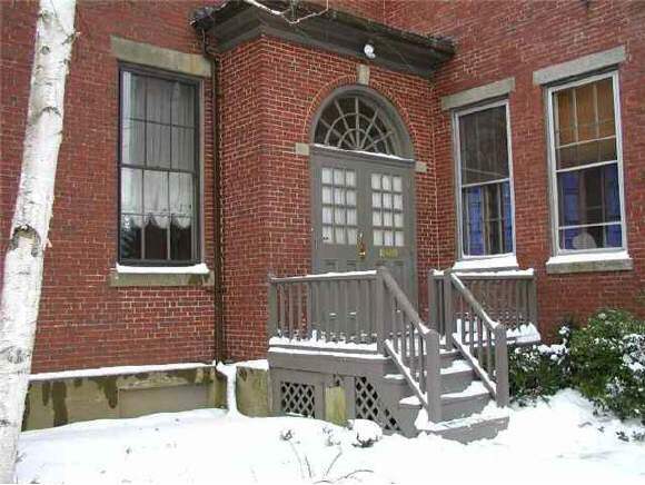 Property Photo: 50 South School Street NH 03801