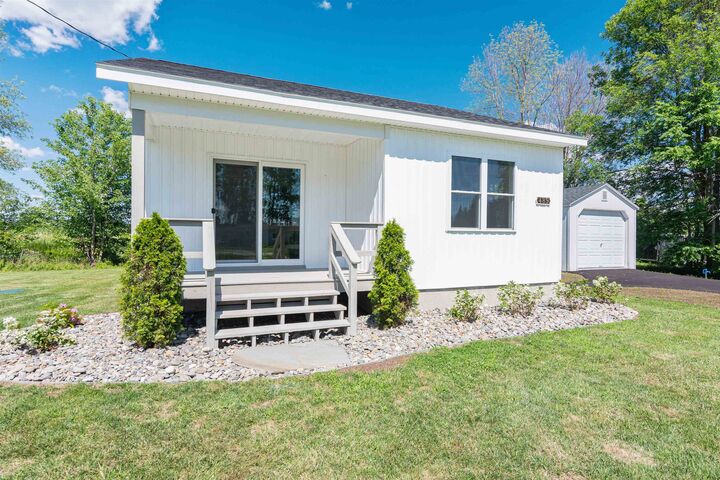 489 Lakewood Drive  Swanton VT 05488 photo