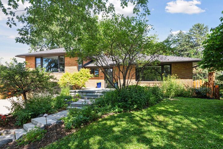 209 Ottawa Avenue S  Golden Valley MN 55416 photo