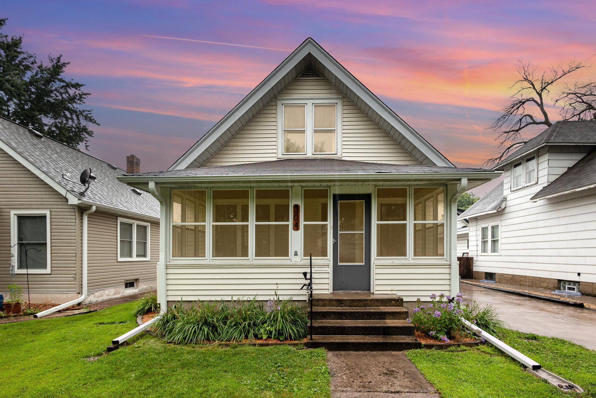 Property Photo: 304 8th Avenue S MN 55075