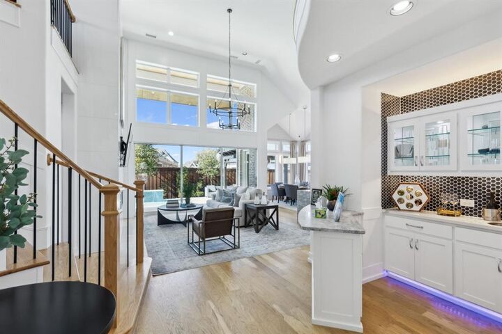 Property Photo: 2409 Elmhurst Drive TX 76063