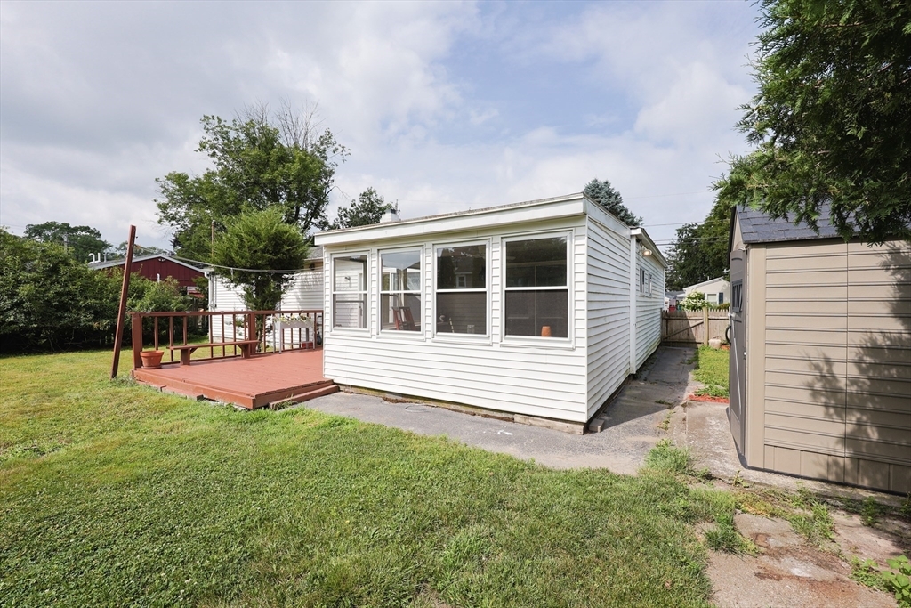Property Photo: 23 Laurie Ln MA 01854