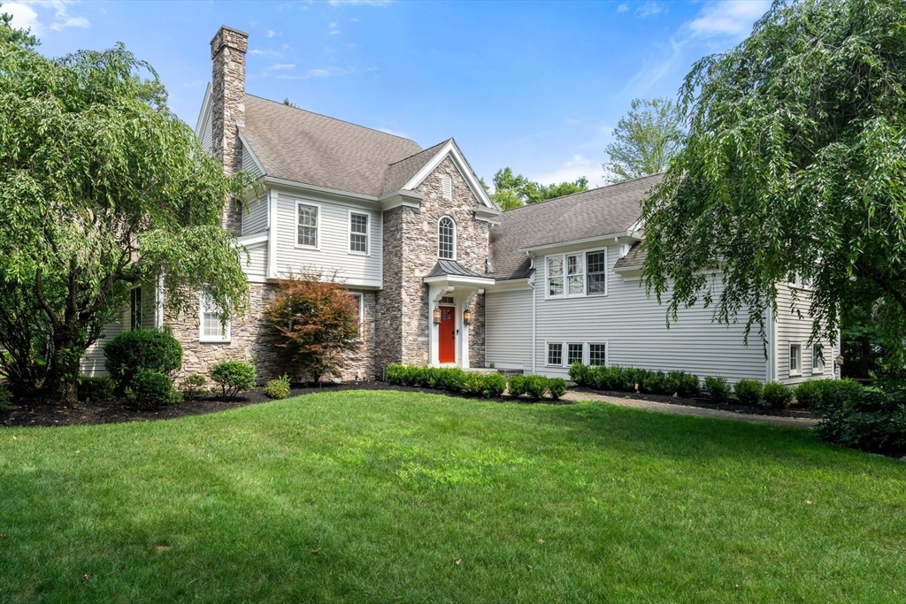 Property Photo: 114 Fox Run Rd MA 01740