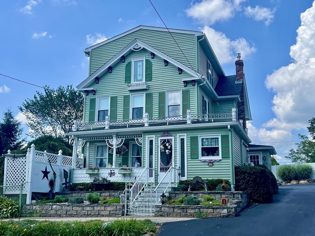 Property Photo:  13 South St  MA 01562 