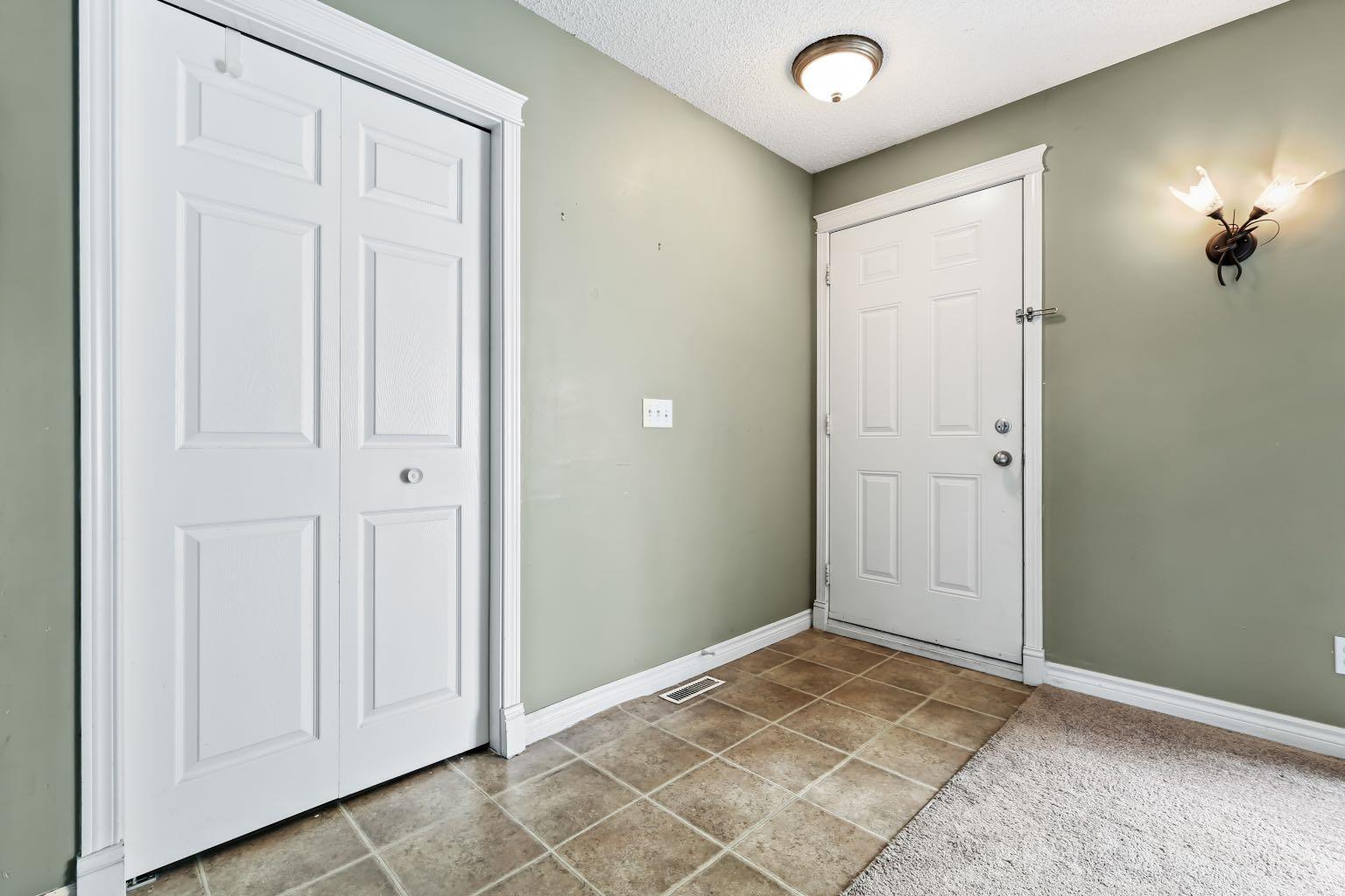Photo de la propriété: 155 Whiteglen Crescent NE AB T1Y 2Z4