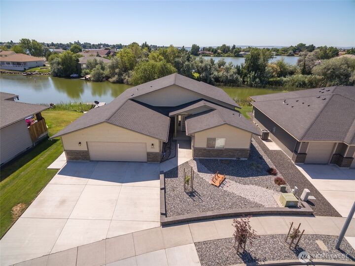 3435 W Blue Heron Lane  Moses Lake WA 98837 photo