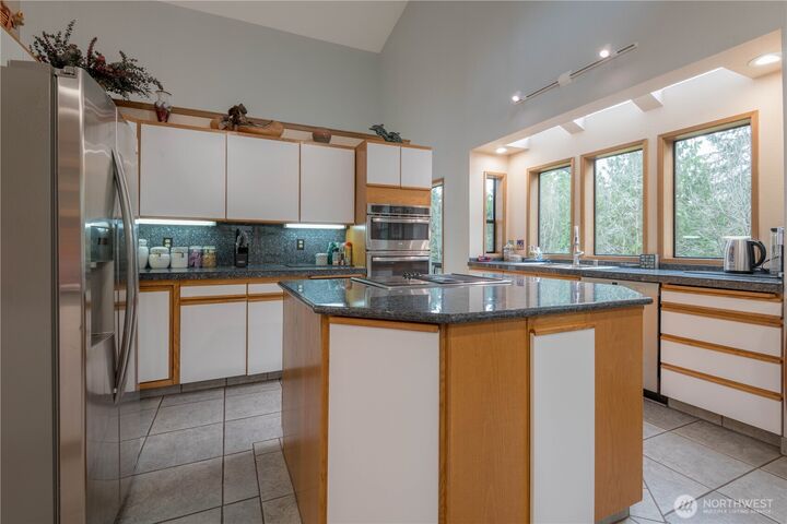 Property Photo: 20695 Mainland View Lane NE WA 98392