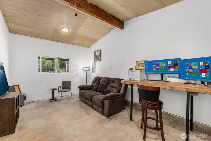 5022  163rd Place SW  Edmonds WA 98026 photo