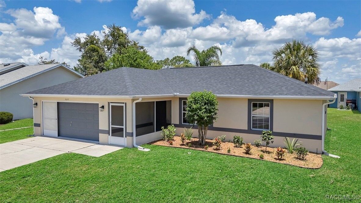 Property Photo: 3657 E Arbor Lakes Drive FL 34442