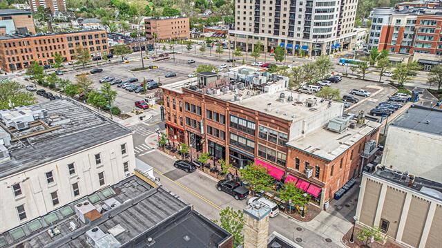 Property Photo:  120 W Washington Street Unit F  MI 48104 