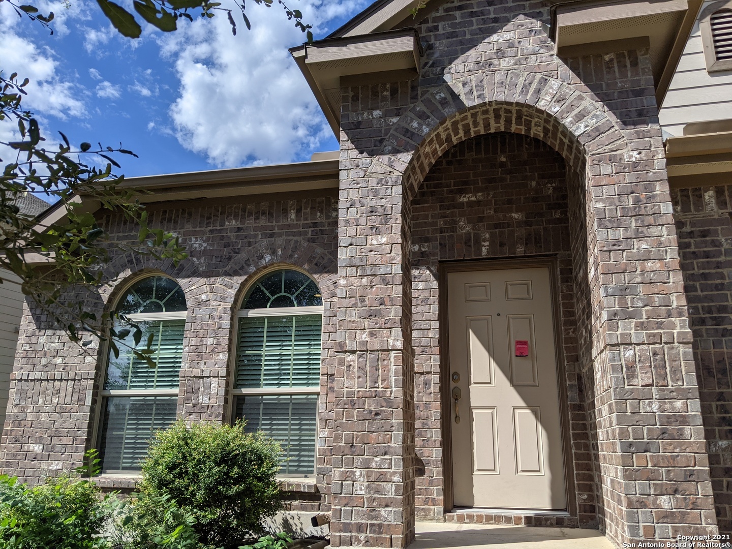 Property Photo: 1015 Horn Run TX 78245