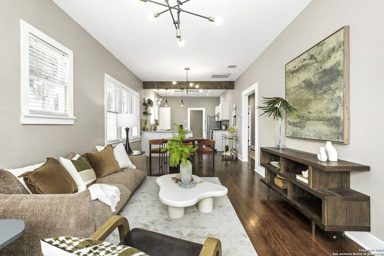 Property Photo: 353 E Woodlawn Ave TX 78212