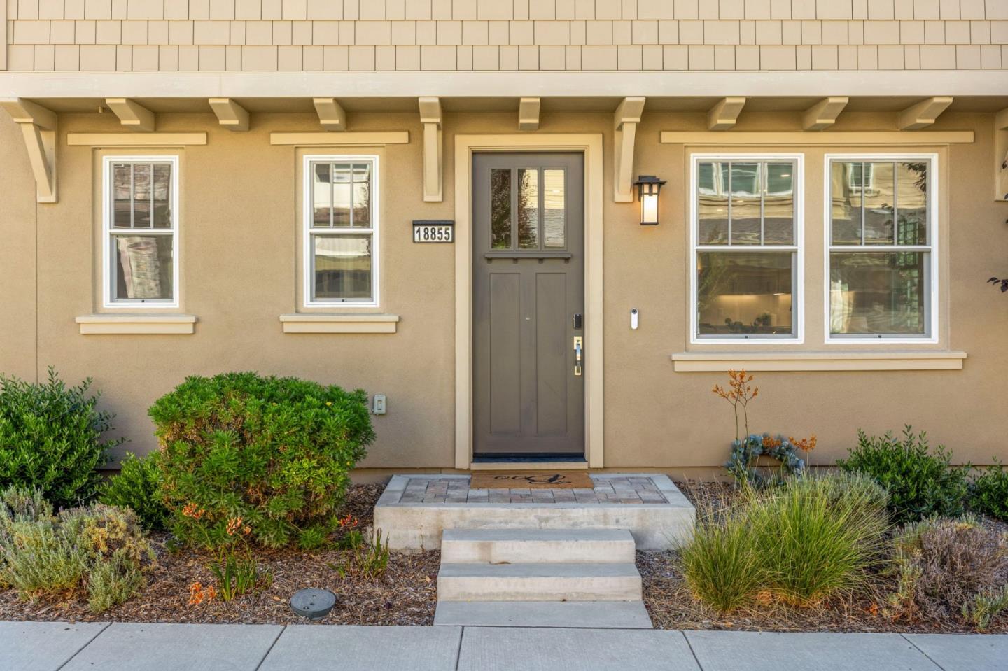 Property Photo: 18855 Montalvo Oaks Circle CA 95030