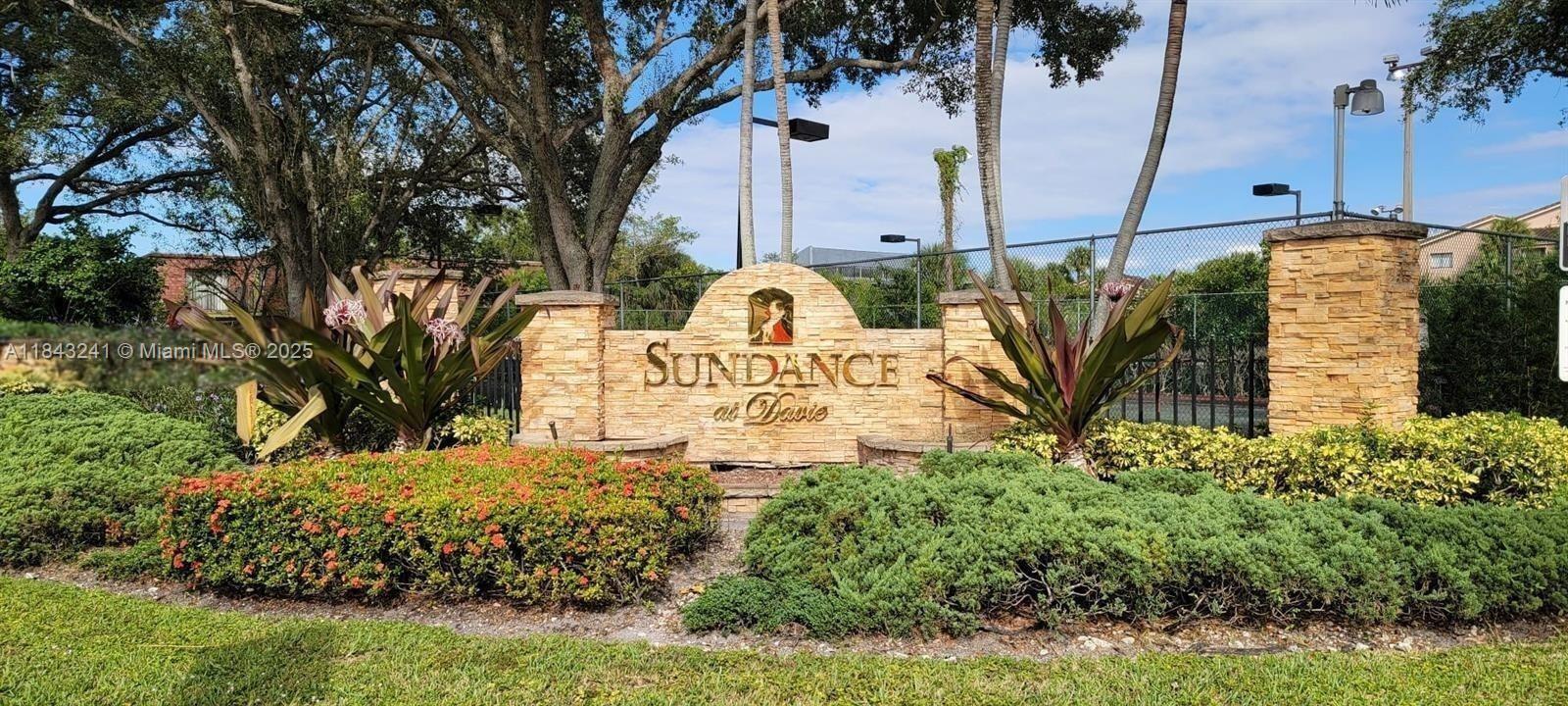 Property Photo:  2846 S University Dr 4202  FL 33328 