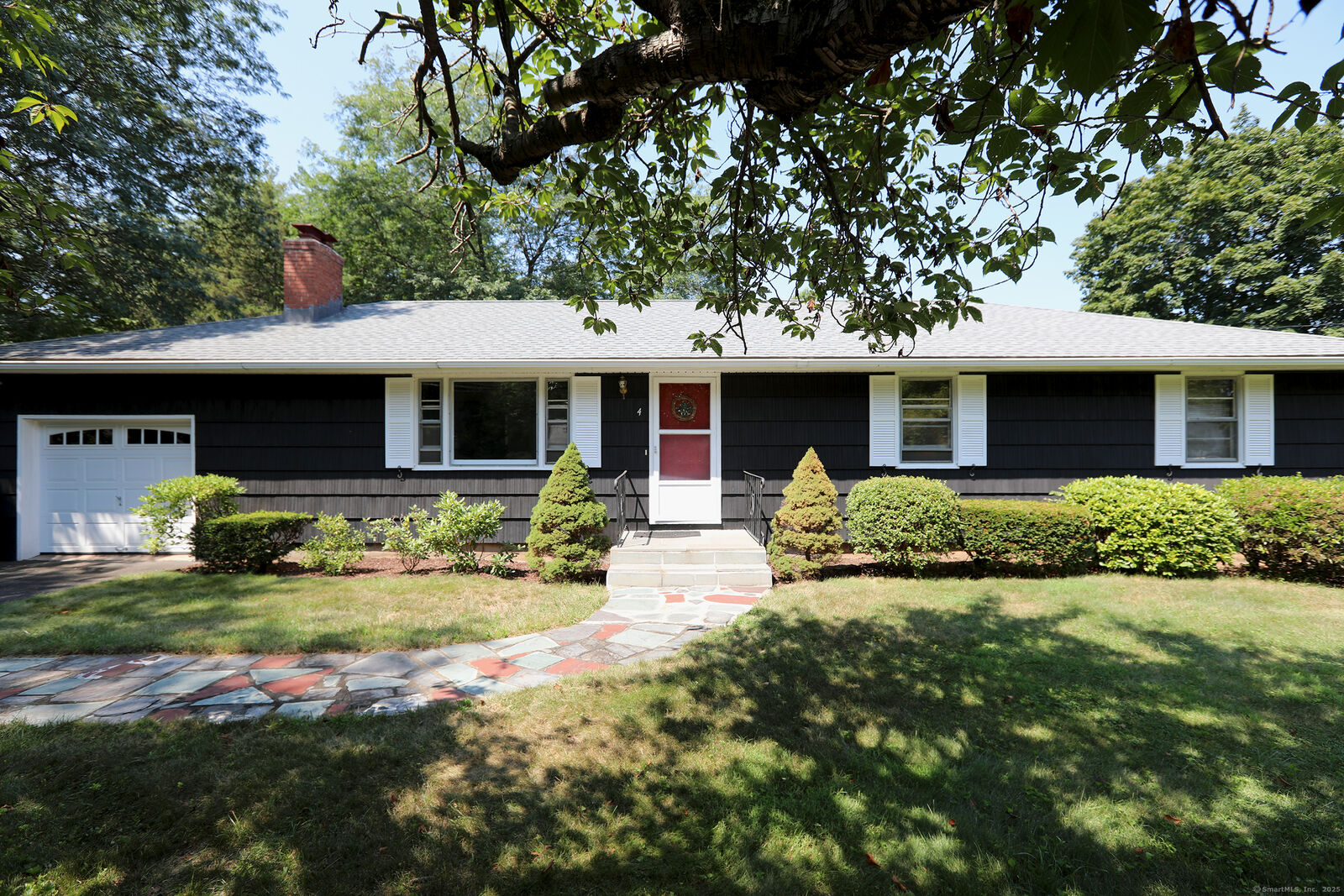 Property Photo:  4 Foothills Way  CT 06002 