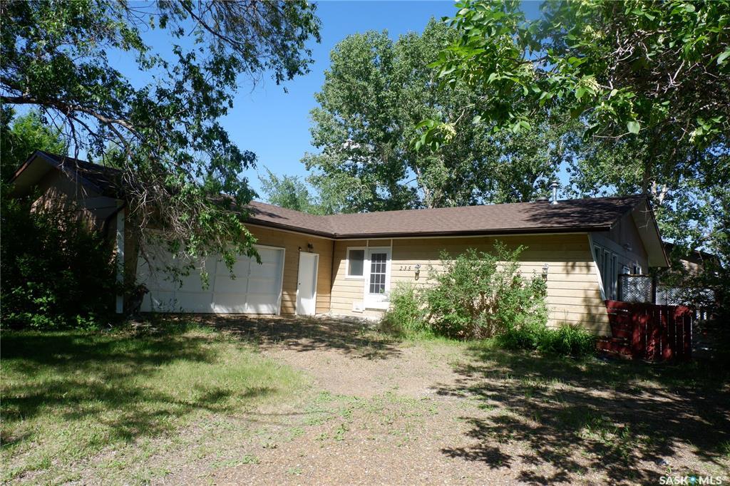 Property Photo: 235 King Street SK S0H 0Z0