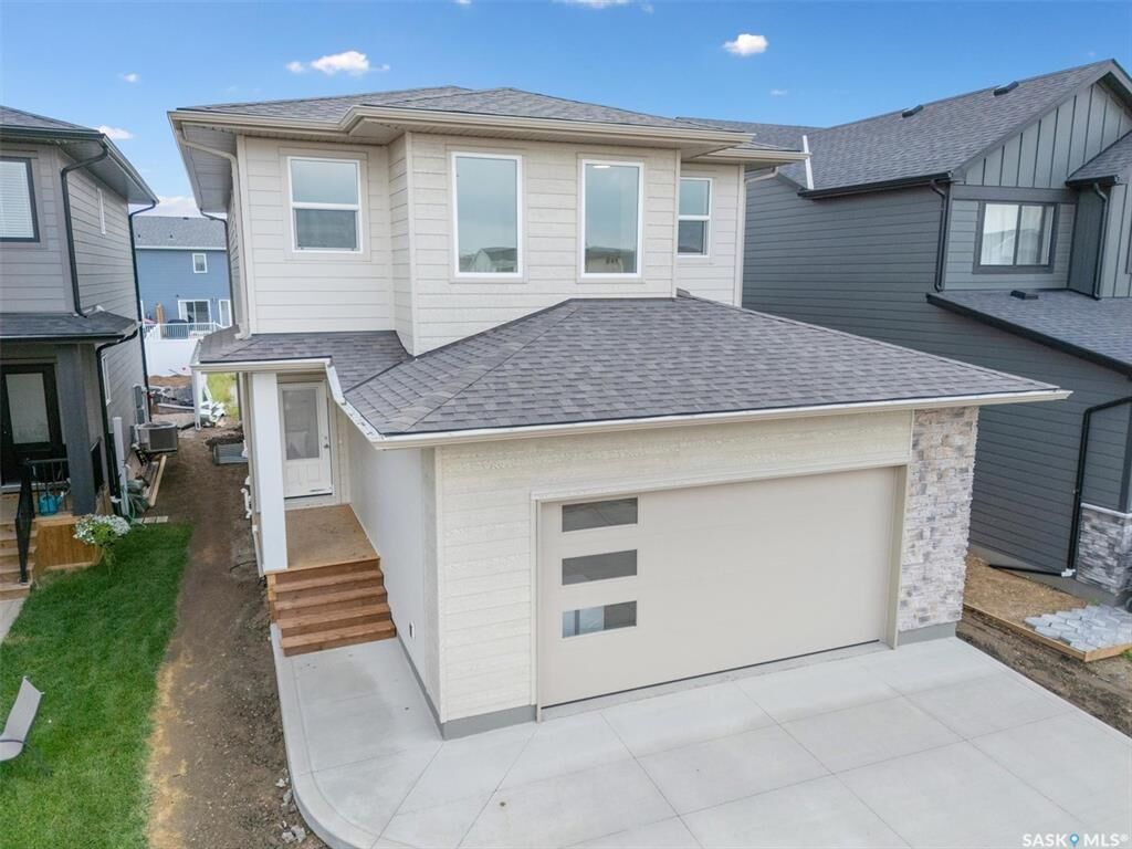 Property Photo: 551 Pepper View SK S7V 1T2