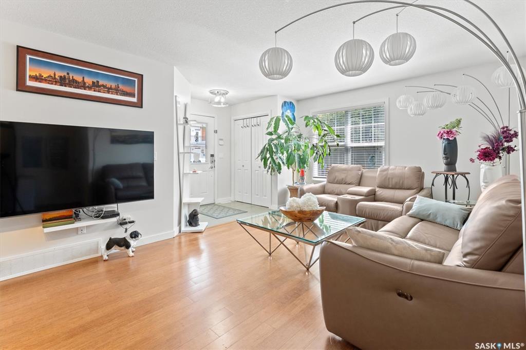 Property Photo: 1015 Patrick Crescent 203 SK S7W 0M1