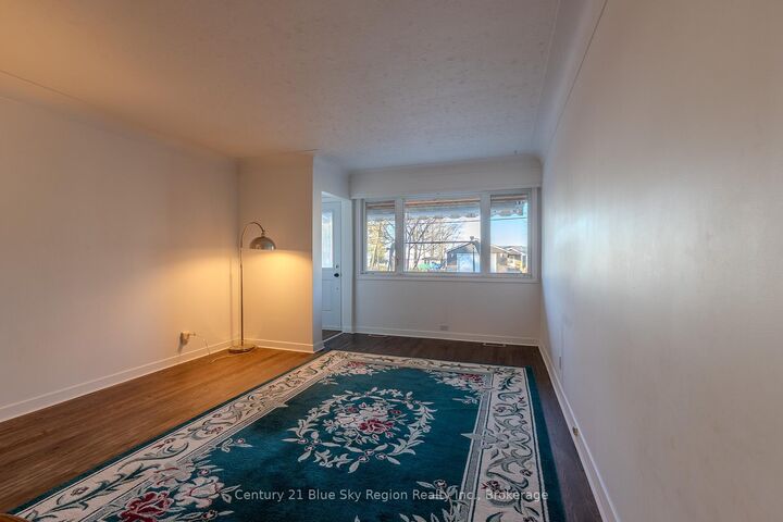 Property Photo:  994 Premier Road  ON P1A 2H8