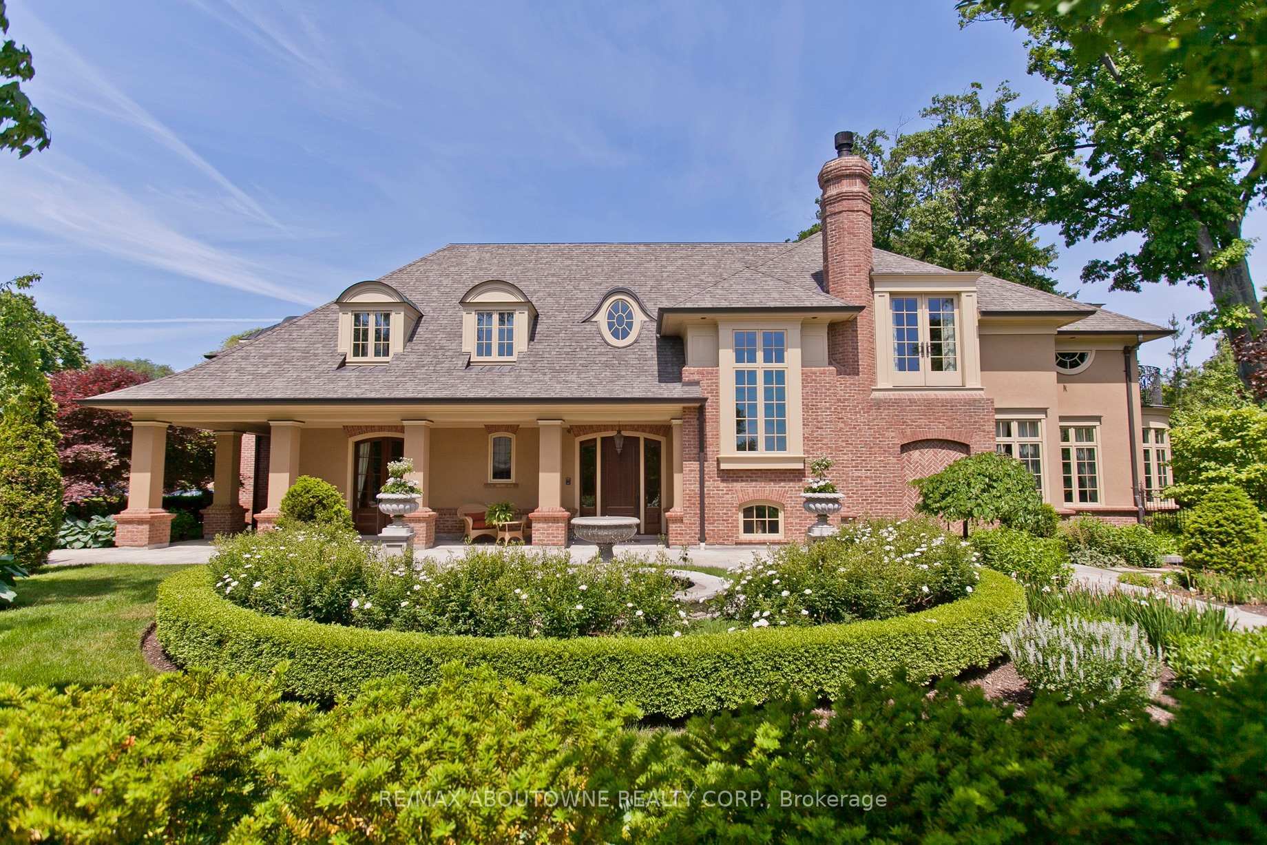 1081 Argyle Drive  Oakville ON L6J 1A9 photo