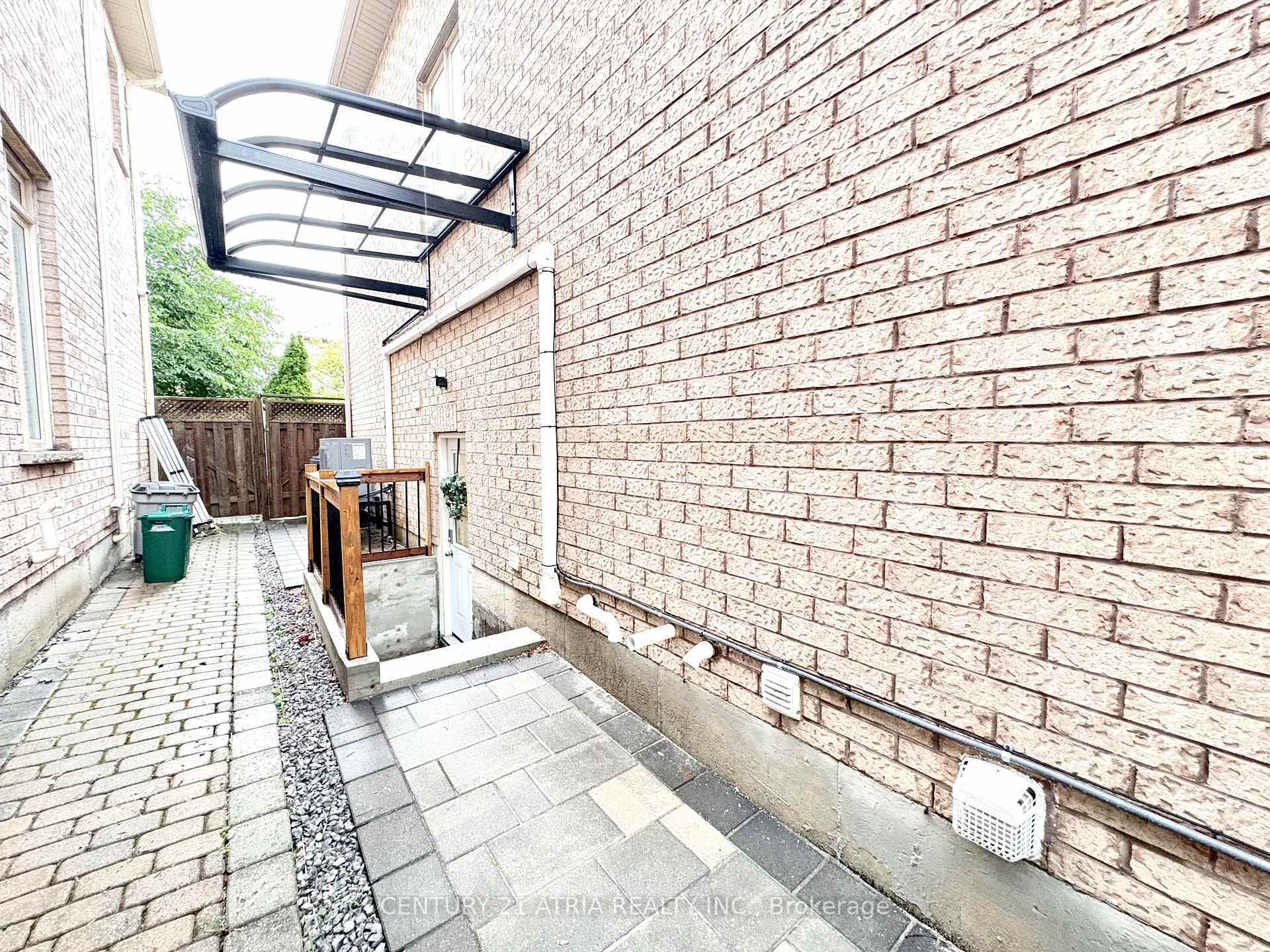 Property Photo: 335 Shirley Drive Bsmt ON L4S 2N6