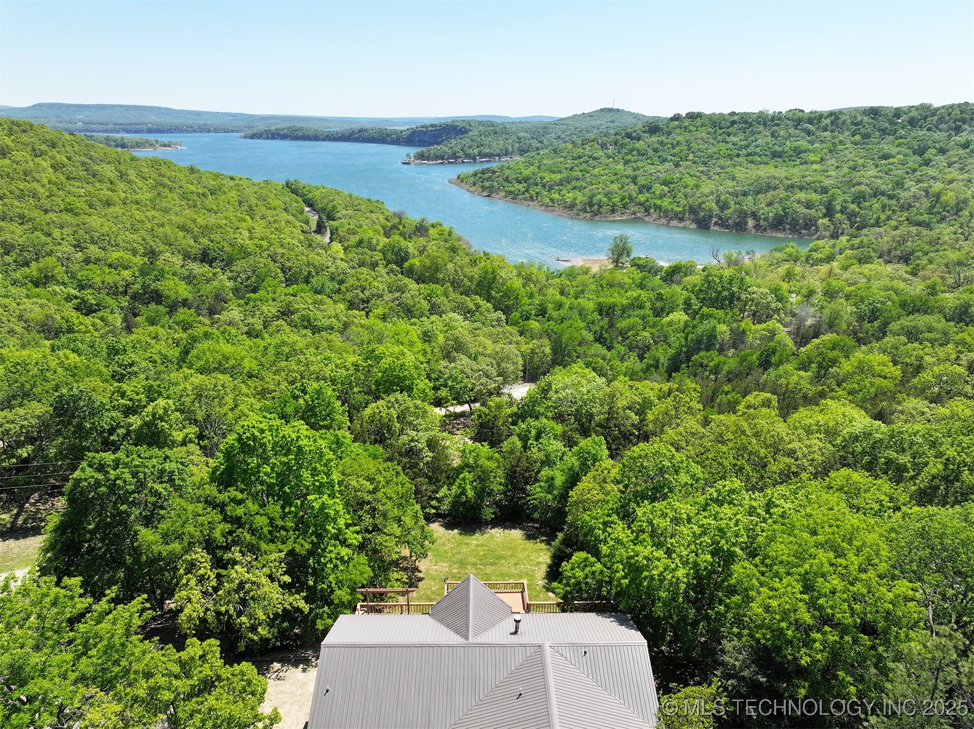 Property Photo: 30981 S 520 Road OK 74451