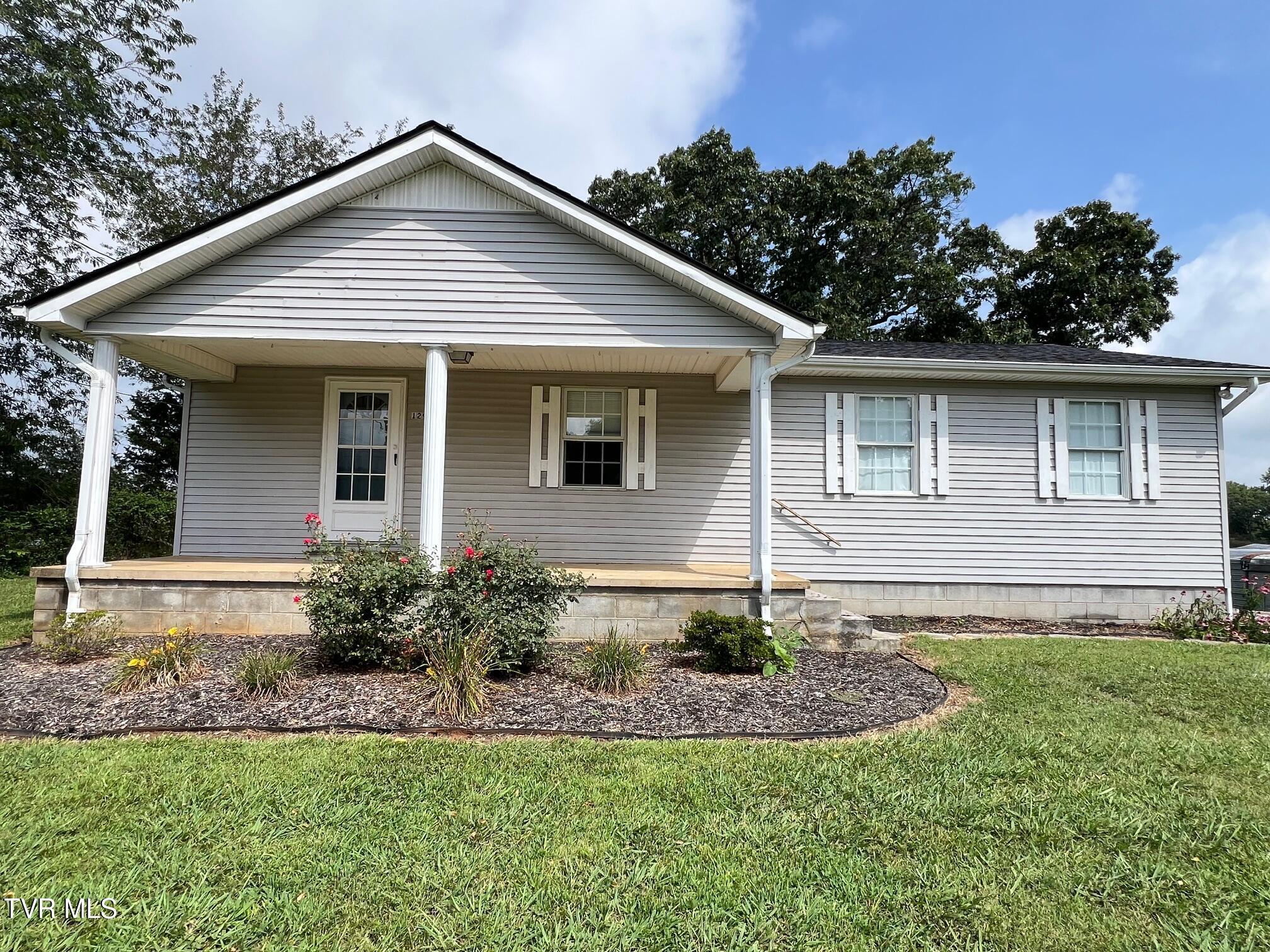 Property Photo: 129 Painter Road TN 37656