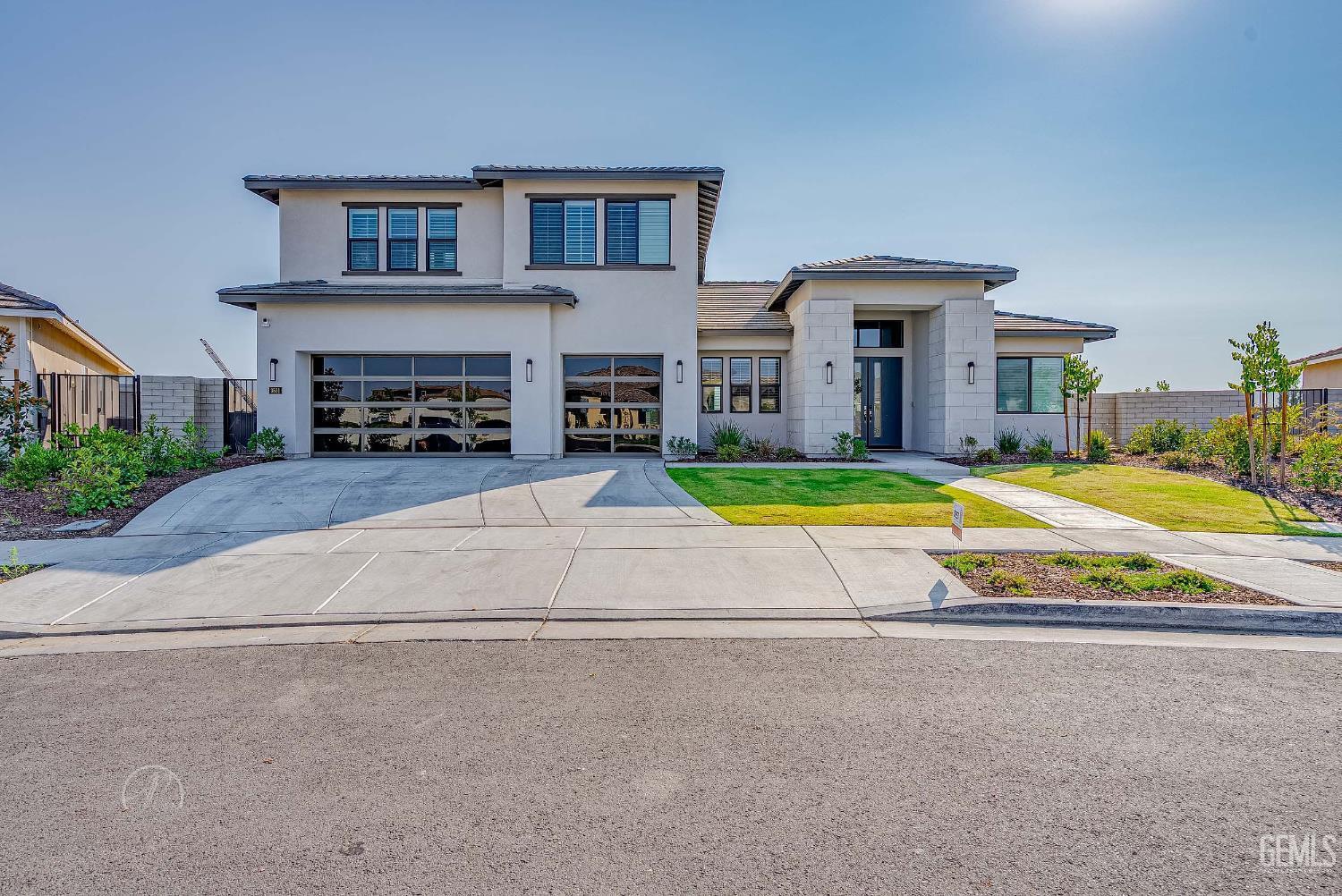 3531 Jardineire Lane  Bakersfield CA 93311 photo