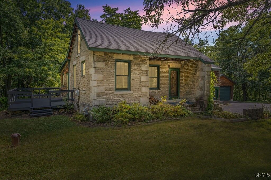 Property Photo:  7822 Salt Springs Road  NY 13066 