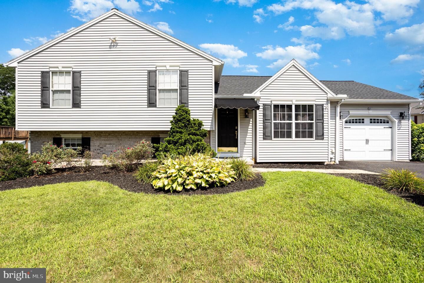 Property Photo:  150 Farm Lane  PA 17345 