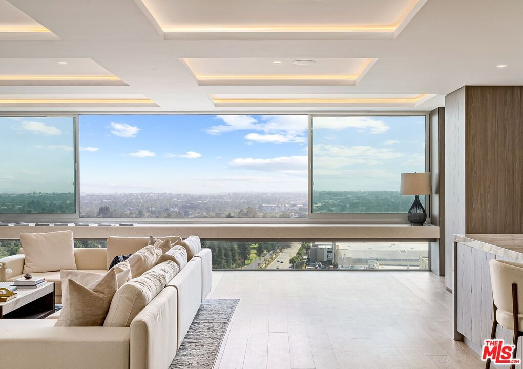Property Photo: 2222 Avenue Of The Stars CA 90067