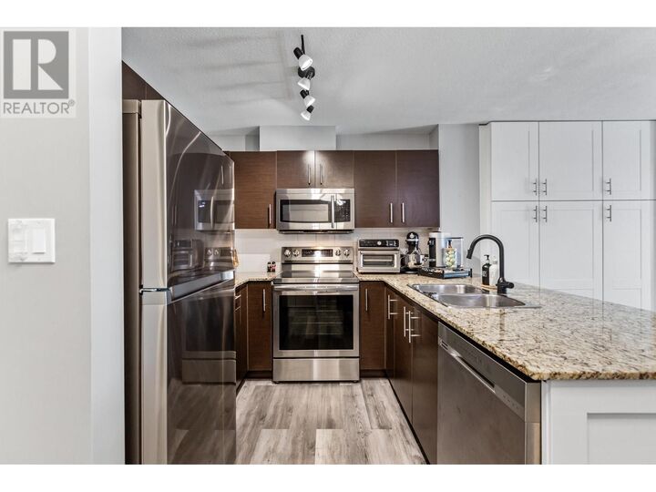 Property Photo:  11665 Haney 313  BC V2X 8W9 