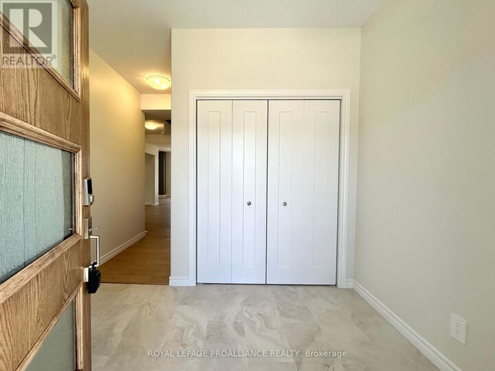 Property Photo:  14 Peace River Street  ON K8N 0V6 