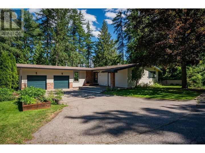 2707 Maple Crescent  Rossland BC V0G 1Y0 photo