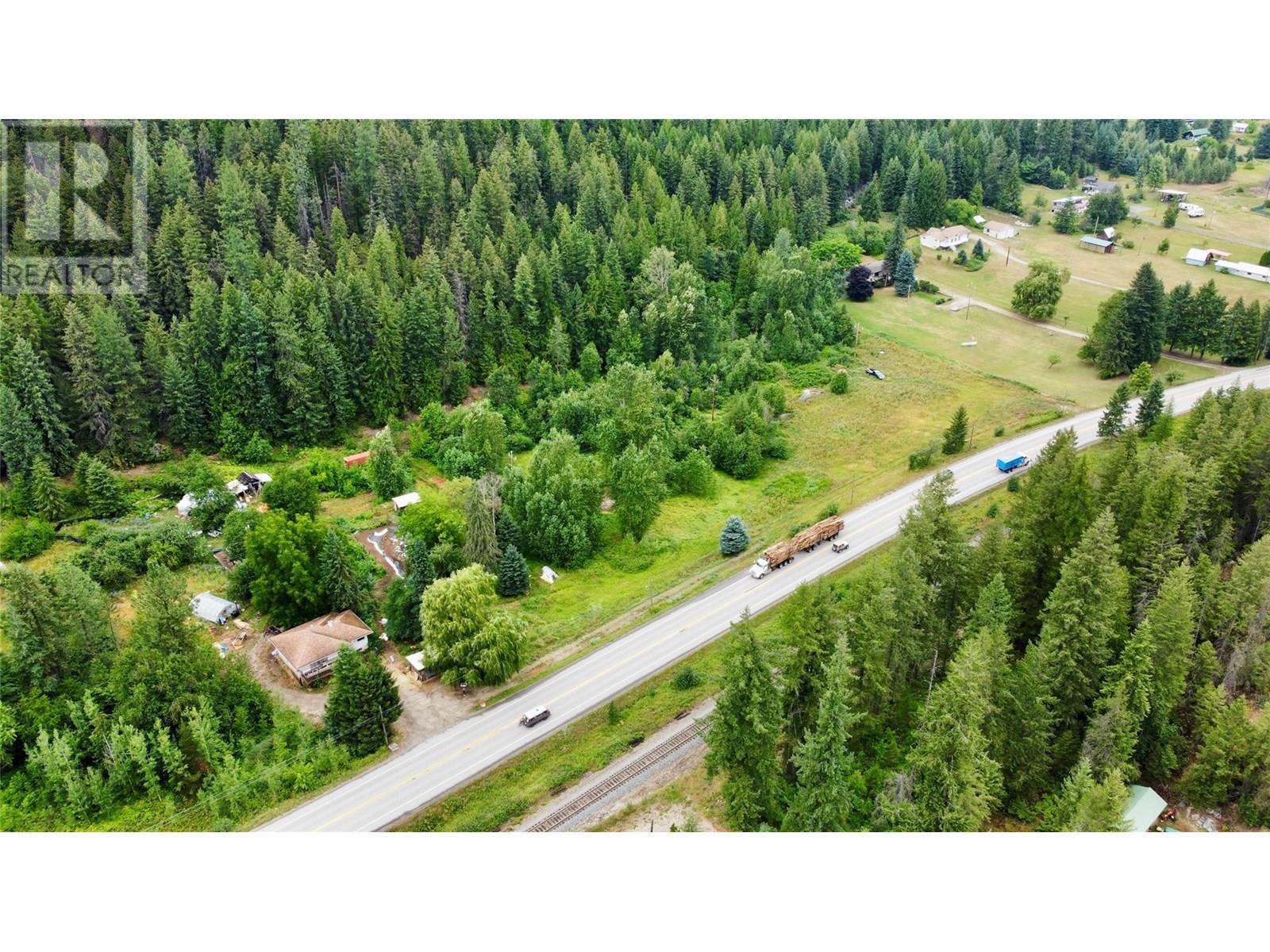 Property Photo: 1765 Highway 3A Highway BC V1N 3H3